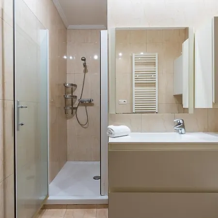 Apartment Ybarra By People