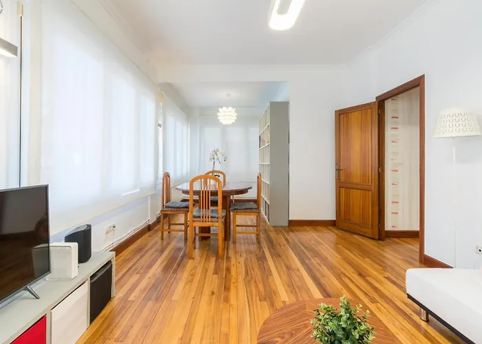 Ybarra By People Διαμέρισμα